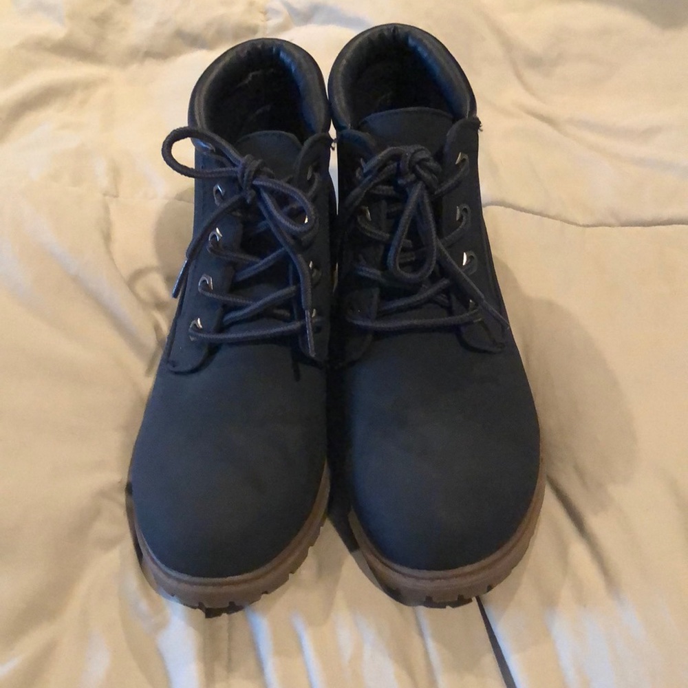 Adorable boots!